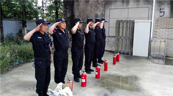 �T���L��